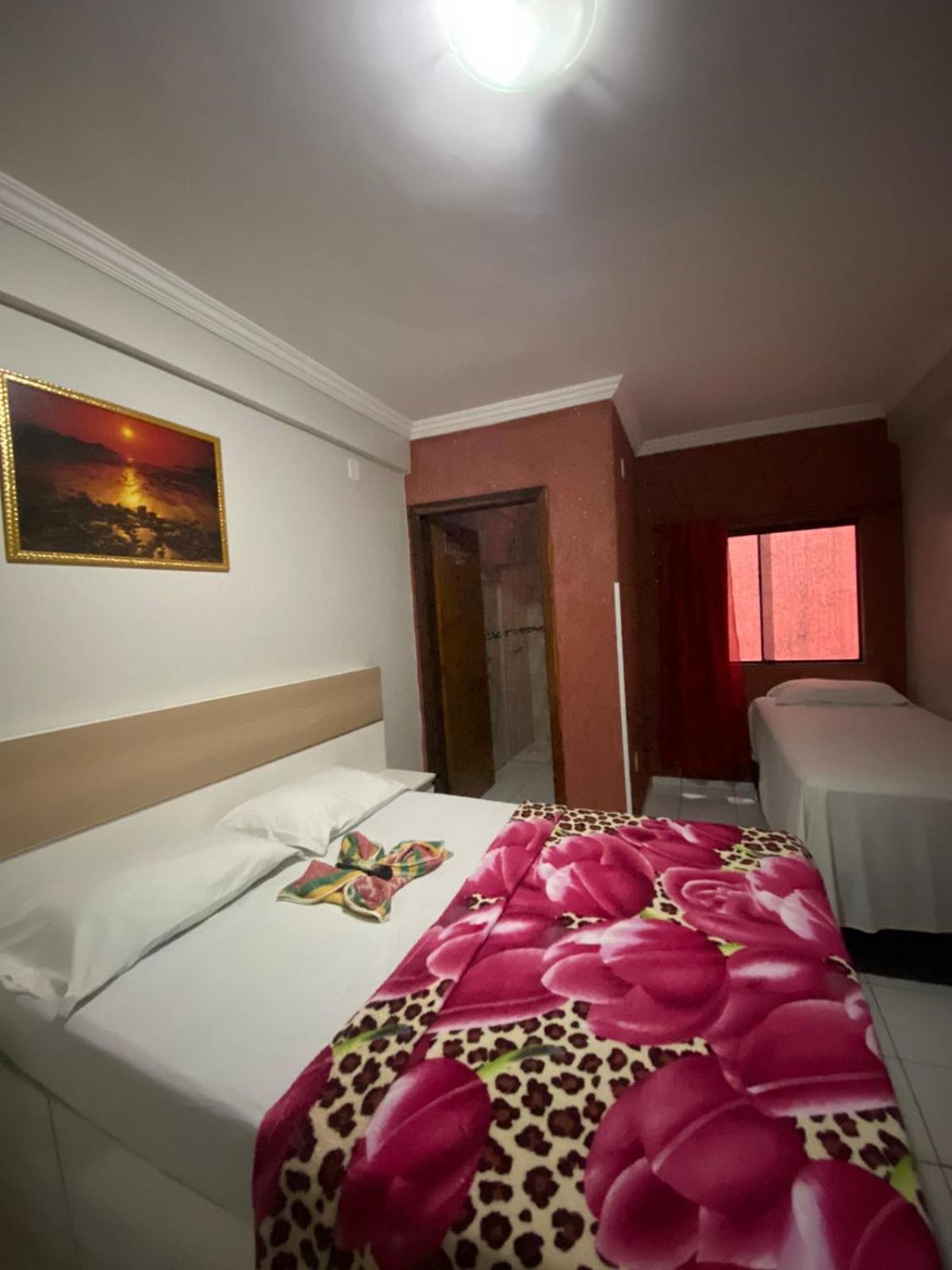 Hotel Brasilia Park Novo Gama Exteriör bild