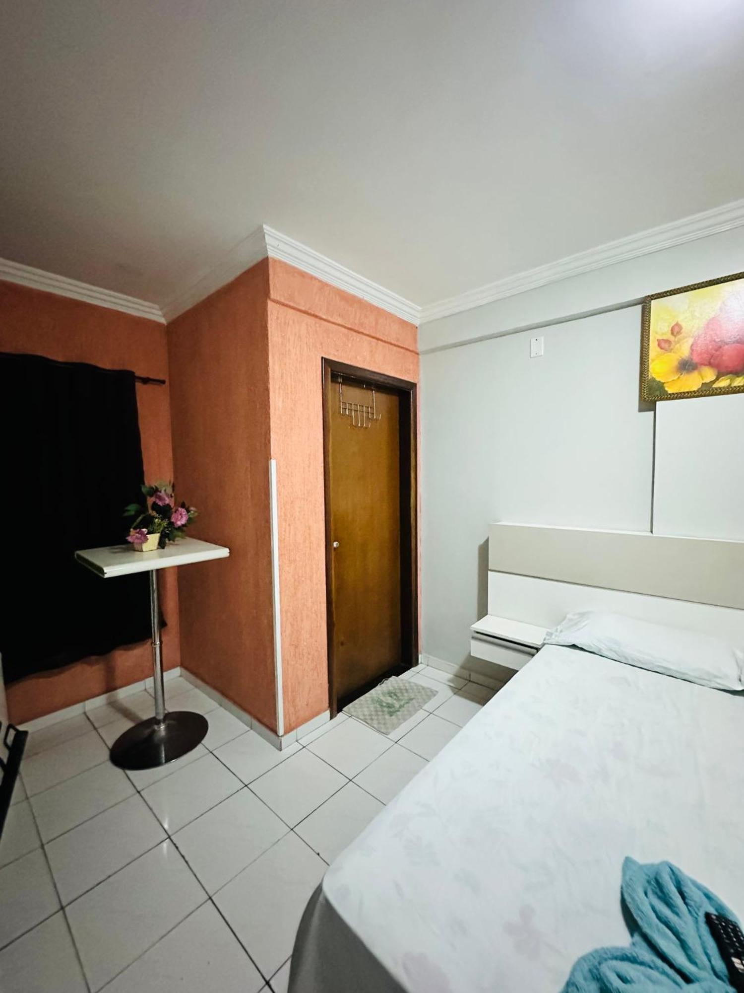 Hotel Brasilia Park Novo Gama Exteriör bild